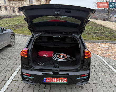 Синій Кіа Niro, об'ємом двигуна 0 л та пробігом 88 тис. км за 19750 $, фото 41 на Automoto.ua