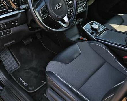 Синий Киа Niro, объемом двигателя 0 л и пробегом 101 тыс. км за 18200 $, фото 7 на Automoto.ua