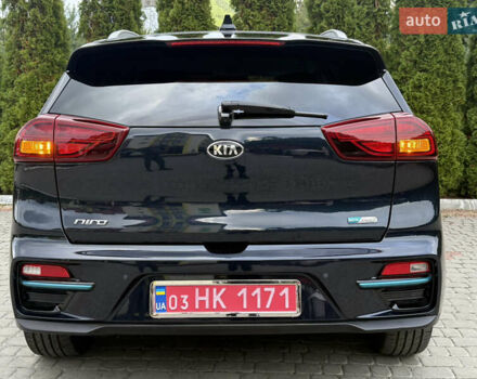 Синий Киа Niro, объемом двигателя 0 л и пробегом 88 тыс. км за 20999 $, фото 15 на Automoto.ua