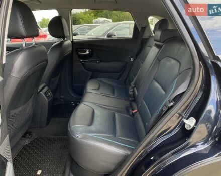 Синій Кіа Niro, об'ємом двигуна 0 л та пробігом 70 тис. км за 23200 $, фото 52 на Automoto.ua