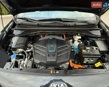 Синий Киа Niro, объемом двигателя 0 л и пробегом 88 тыс. км за 20999 $, фото 67 на Automoto.ua