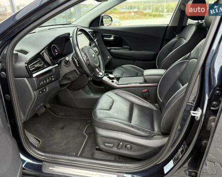 Синій Кіа Niro, об'ємом двигуна 0 л та пробігом 124 тис. км за 19950 $, фото 34 на Automoto.ua