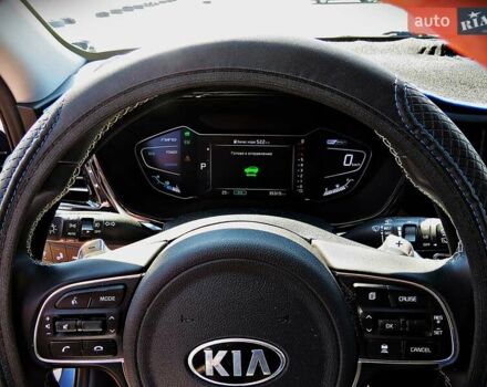 Синий Киа Niro, объемом двигателя 1.58 л и пробегом 35 тыс. км за 23900 $, фото 10 на Automoto.ua