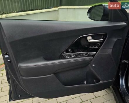 Синий Киа Niro, объемом двигателя 0 л и пробегом 139 тыс. км за 18950 $, фото 18 на Automoto.ua
