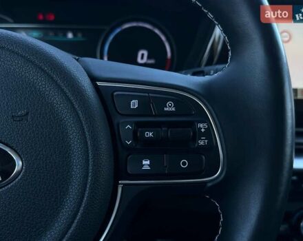 Синий Киа Niro, объемом двигателя 0 л и пробегом 45 тыс. км за 23700 $, фото 46 на Automoto.ua