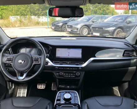 Синий Киа Niro, объемом двигателя 0 л и пробегом 24 тыс. км за 24600 $, фото 3 на Automoto.ua