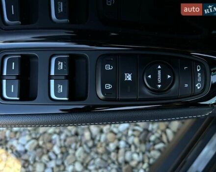 Синий Киа Niro, объемом двигателя 0 л и пробегом 45 тыс. км за 23700 $, фото 4 на Automoto.ua