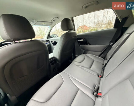 Синий Киа Niro, объемом двигателя 0 л и пробегом 64 тыс. км за 23800 $, фото 22 на Automoto.ua