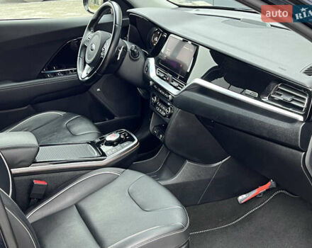 Синій Кіа Niro, об'ємом двигуна 0 л та пробігом 112 тис. км за 20800 $, фото 34 на Automoto.ua