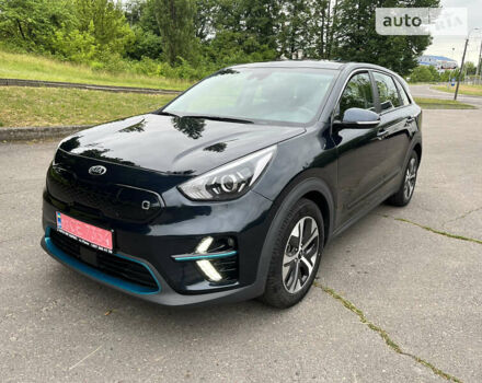 Синий Киа Niro, объемом двигателя 0 л и пробегом 12 тыс. км за 30300 $, фото 1 на Automoto.ua