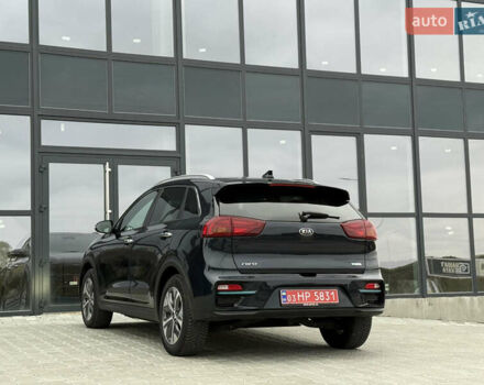 Синій Кіа Niro, об'ємом двигуна 0 л та пробігом 124 тис. км за 19950 $, фото 20 на Automoto.ua