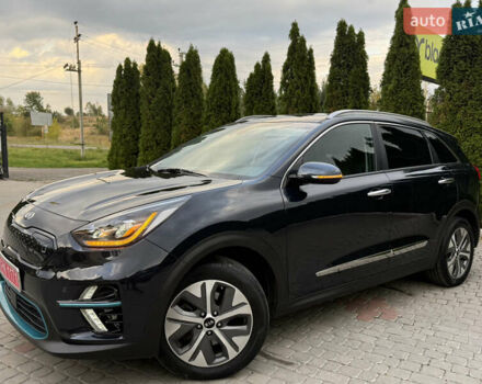 Синий Киа Niro, объемом двигателя 0 л и пробегом 88 тыс. км за 20999 $, фото 1 на Automoto.ua