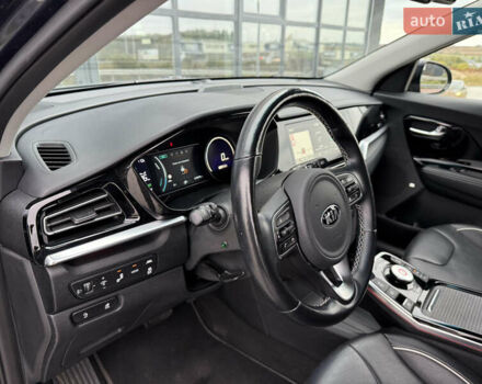 Синій Кіа Niro, об'ємом двигуна 0 л та пробігом 124 тис. км за 19950 $, фото 37 на Automoto.ua
