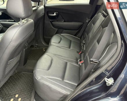 Синій Кіа Niro, об'ємом двигуна 0 л та пробігом 159 тис. км за 18499 $, фото 27 на Automoto.ua