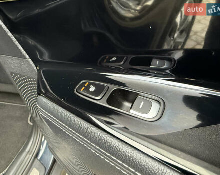 Синій Кіа Niro, об'ємом двигуна 0 л та пробігом 87 тис. км за 18999 $, фото 31 на Automoto.ua