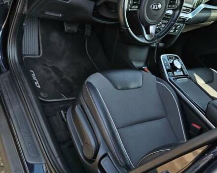 Синий Киа Niro, объемом двигателя 0 л и пробегом 101 тыс. км за 18200 $, фото 5 на Automoto.ua