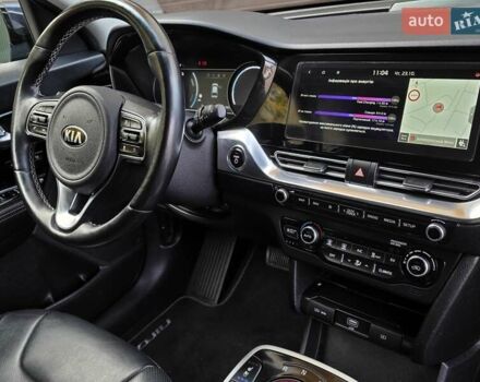Синий Киа Niro, объемом двигателя 0 л и пробегом 138 тыс. км за 18799 $, фото 37 на Automoto.ua