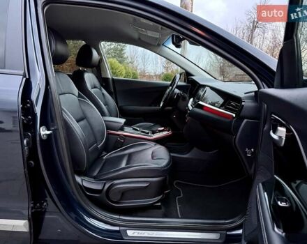 Синій Кіа Niro, об'ємом двигуна 0 л та пробігом 84 тис. км за 19450 $, фото 72 на Automoto.ua