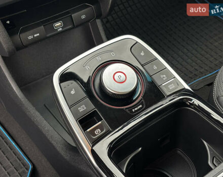 Синий Киа Niro, объемом двигателя 0 л и пробегом 60 тыс. км за 21999 $, фото 21 на Automoto.ua