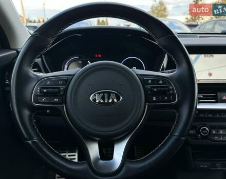 Синий Киа Niro, объемом двигателя 0 л и пробегом 62 тыс. км за 23600 $, фото 49 на Automoto.ua