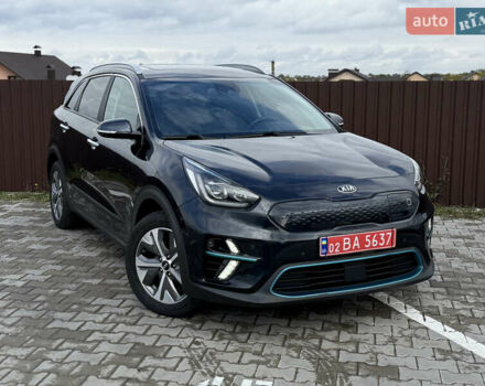 Синий Киа Niro, объемом двигателя 0 л и пробегом 149 тыс. км за 19700 $, фото 3 на Automoto.ua