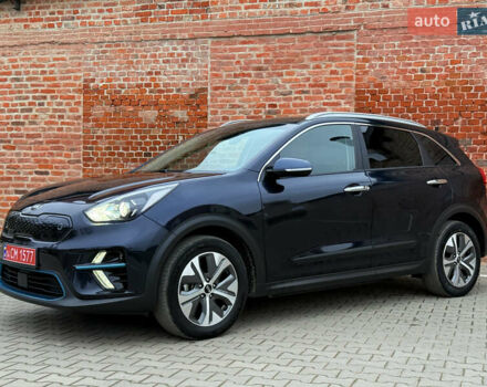 Синій Кіа Niro, об'ємом двигуна 0 л та пробігом 88 тис. км за 19750 $, фото 2 на Automoto.ua