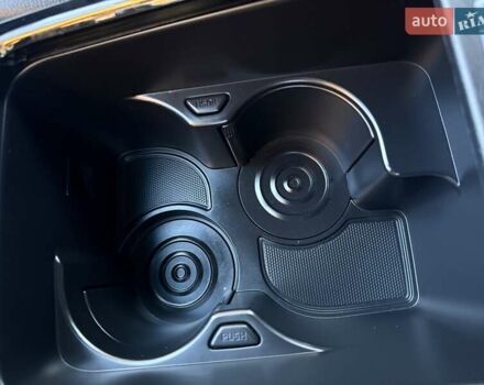 Синий Киа Niro, объемом двигателя 0 л и пробегом 138 тыс. км за 18950 $, фото 88 на Automoto.ua