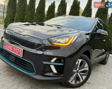 Синий Киа Niro, объемом двигателя 0 л и пробегом 88 тыс. км за 20999 $, фото 4 на Automoto.ua