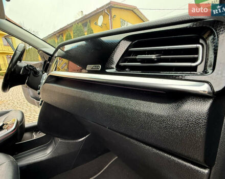 Синій Кіа Niro, об'ємом двигуна 0 л та пробігом 87 тис. км за 18999 $, фото 32 на Automoto.ua