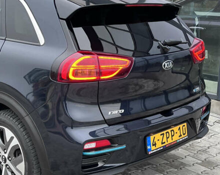 Синій Кіа Niro, об'ємом двигуна 0 л та пробігом 112 тис. км за 20800 $, фото 12 на Automoto.ua