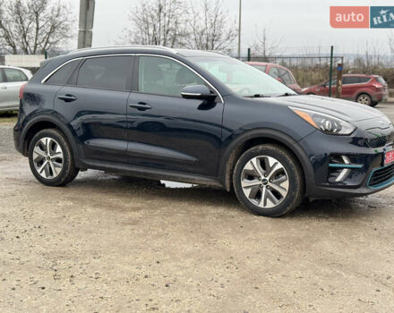 Синій Кіа Niro, об'ємом двигуна 0 л та пробігом 67 тис. км за 19000 $, фото 8 на Automoto.ua