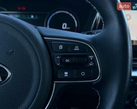 Синий Киа Niro, объемом двигателя 0 л и пробегом 45 тыс. км за 23700 $, фото 6 на Automoto.ua