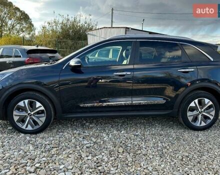 Синій Кіа Niro, об'ємом двигуна 0 л та пробігом 62 тис. км за 24600 $, фото 30 на Automoto.ua