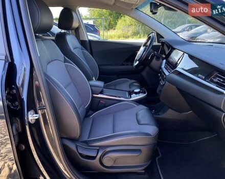 Синий Киа Niro, объемом двигателя 0 л и пробегом 105 тыс. км за 21500 $, фото 61 на Automoto.ua