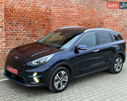 Синій Кіа Niro, об'ємом двигуна 0 л та пробігом 88 тис. км за 19750 $, фото 8 на Automoto.ua