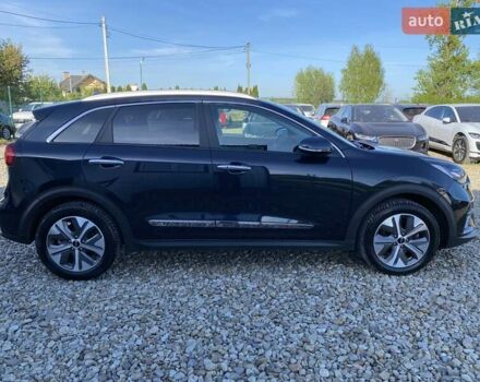 Синий Киа Niro, объемом двигателя 0 л и пробегом 123 тыс. км за 20600 $, фото 18 на Automoto.ua