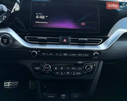 Синий Киа Niro, объемом двигателя 0 л и пробегом 62 тыс. км за 23600 $, фото 57 на Automoto.ua