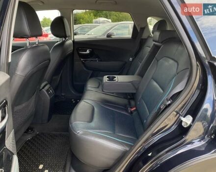 Синій Кіа Niro, об'ємом двигуна 0 л та пробігом 70 тис. км за 23200 $, фото 53 на Automoto.ua