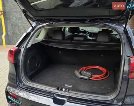 Синий Киа Niro, объемом двигателя 0 л и пробегом 138 тыс. км за 18799 $, фото 32 на Automoto.ua