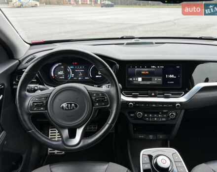 Синий Киа Niro, объемом двигателя 0 л и пробегом 55 тыс. км за 22600 $, фото 36 на Automoto.ua