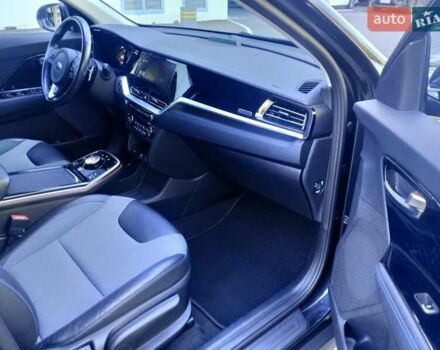 Синий Киа Niro, объемом двигателя 0 л и пробегом 101 тыс. км за 20950 $, фото 25 на Automoto.ua