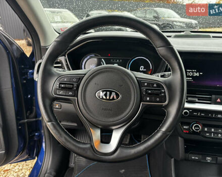 Синий Киа Niro, объемом двигателя 0 л и пробегом 60 тыс. км за 21999 $, фото 24 на Automoto.ua