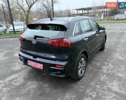 Синій Кіа Niro, об'ємом двигуна 0 л та пробігом 138 тис. км за 18900 $, фото 6 на Automoto.ua