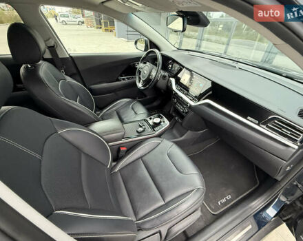 Синій Кіа Niro, об'ємом двигуна 0 л та пробігом 124 тис. км за 19950 $, фото 60 на Automoto.ua