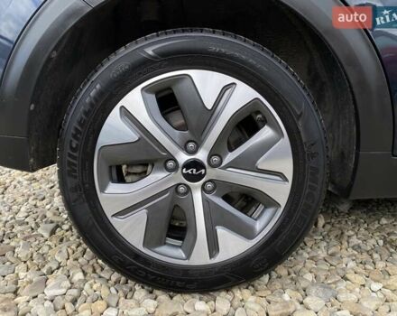 Синій Кіа Niro, об'ємом двигуна 0 л та пробігом 70 тис. км за 23200 $, фото 19 на Automoto.ua