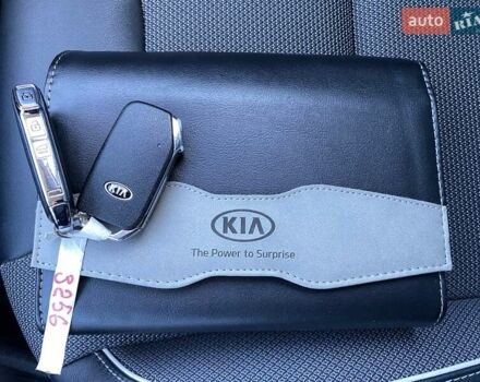 Синий Киа Niro, объемом двигателя 0 л и пробегом 105 тыс. км за 21500 $, фото 51 на Automoto.ua