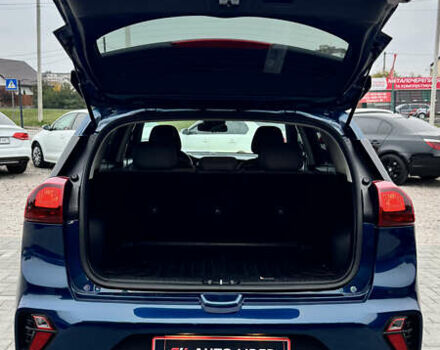 Синій Кіа Niro, об'ємом двигуна 1.58 л та пробігом 68 тис. км за 19500 $, фото 18 на Automoto.ua