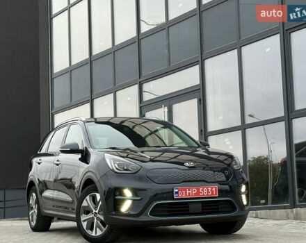 Синій Кіа Niro, об'ємом двигуна 0 л та пробігом 124 тис. км за 19950 $, фото 6 на Automoto.ua