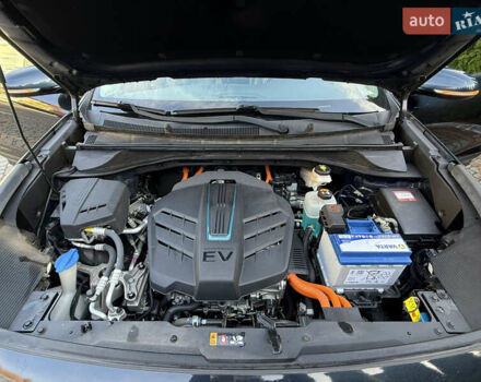 Синий Киа Niro, объемом двигателя 0 л и пробегом 83 тыс. км за 19999 $, фото 38 на Automoto.ua