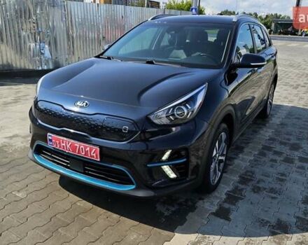 Синий Киа Niro, объемом двигателя 0 л и пробегом 101 тыс. км за 18200 $, фото 2 на Automoto.ua